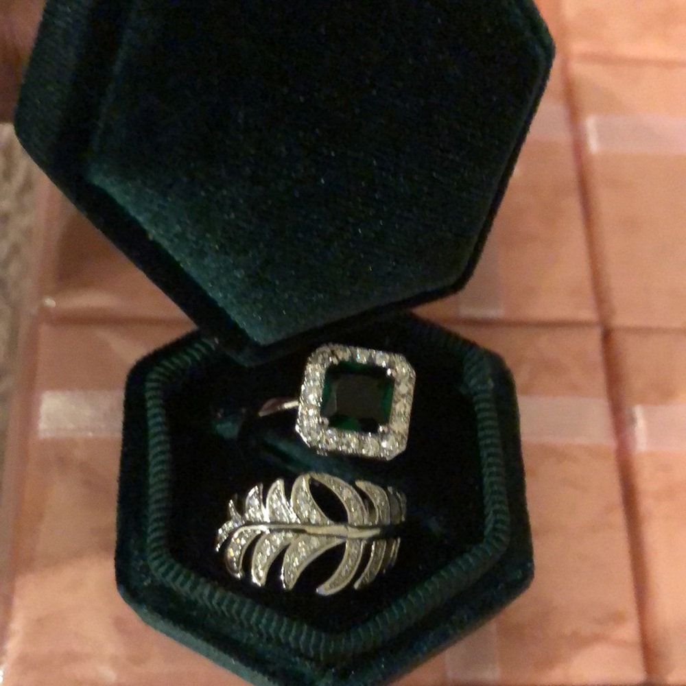 Swarovski Elements Adjustable Ring Feather Cut Mo… - image 7